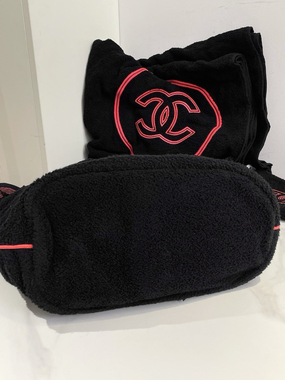 Chanel 22S Tote with Blanket Black Tote Bag