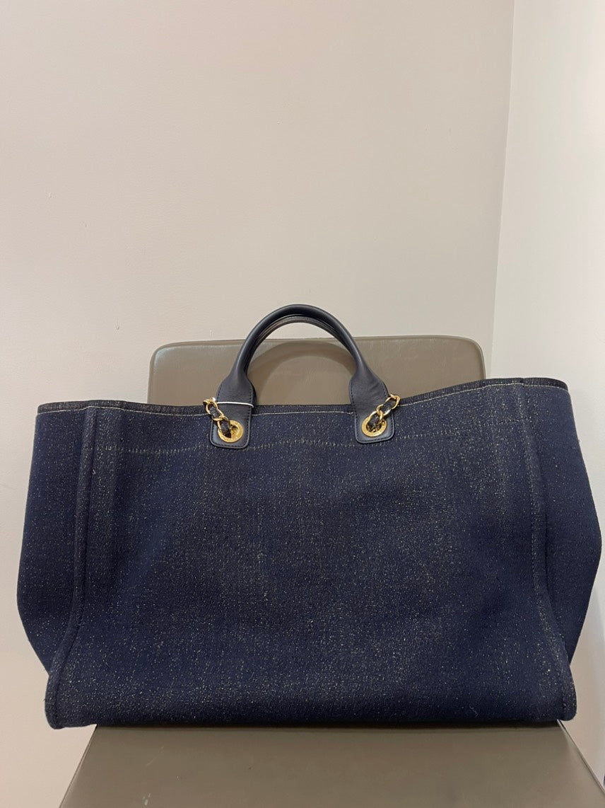 Chanel Limited Edition 2019 Denim Tote Bag in Navy Blue