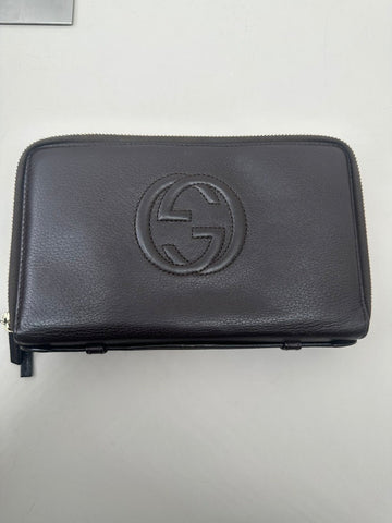 Preloved Gucci Soho Black Leather Clutch