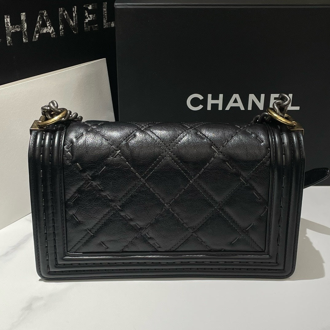 Chanel Boy Bag Medium Black Leather Shoulder Bag