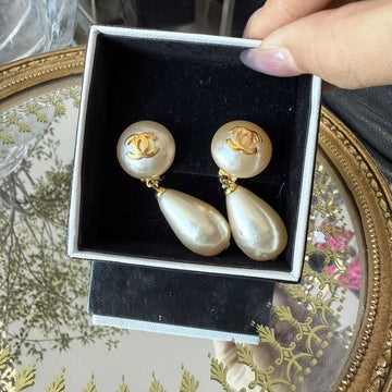 Chanel Preloved Ivory Drop Earrings