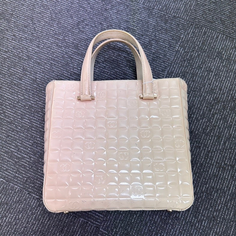 Pre-loved Chanel Coco Tote in Beige Patent Leather