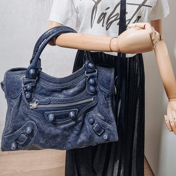 City Giant Studs Medium Bag