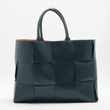 Large Arco Tote in Blue Navy Intrecciato Leather
