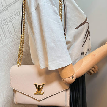 Mylockme BB Leather Beige 2-Way Chain Bag