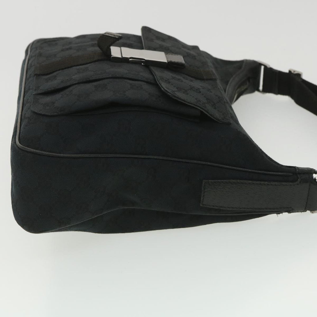 GUCCI GG Canvas Shoulder Bag Black 131211 yk6108