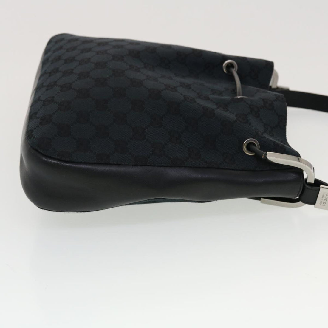 GUCCI GG Canvas Shoulder Bag Black yk7193